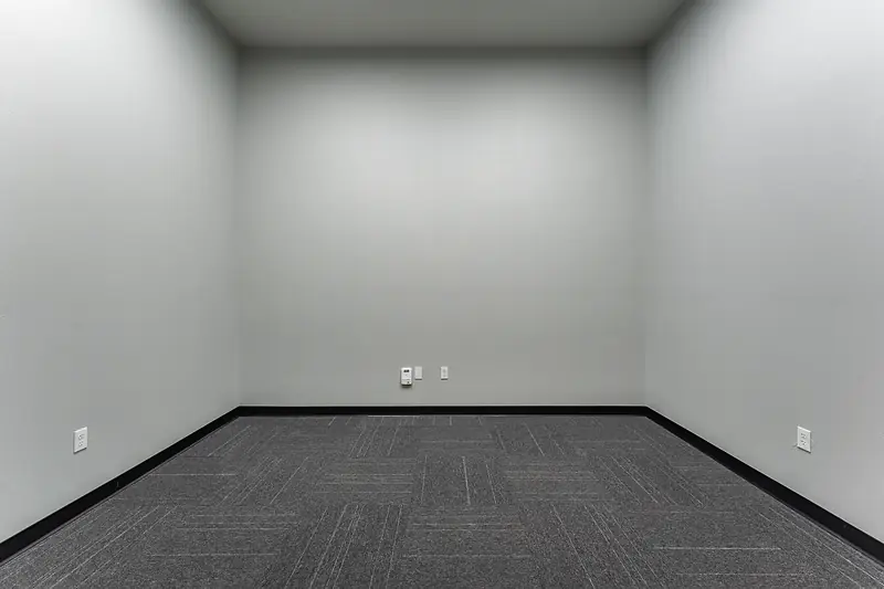 Suite 132: private office